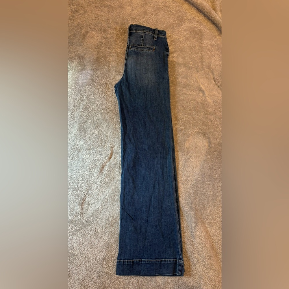 Sneak Peek Trousers